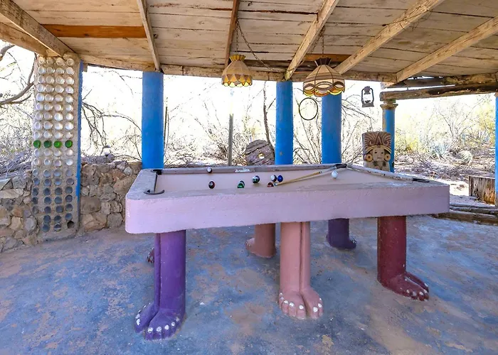 Bottle House - Both Main And Holiday home Tucson